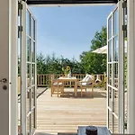Small House With Large Garden Near Feriehus Vejby