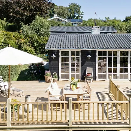 Small House With Large Garden Near Vejby